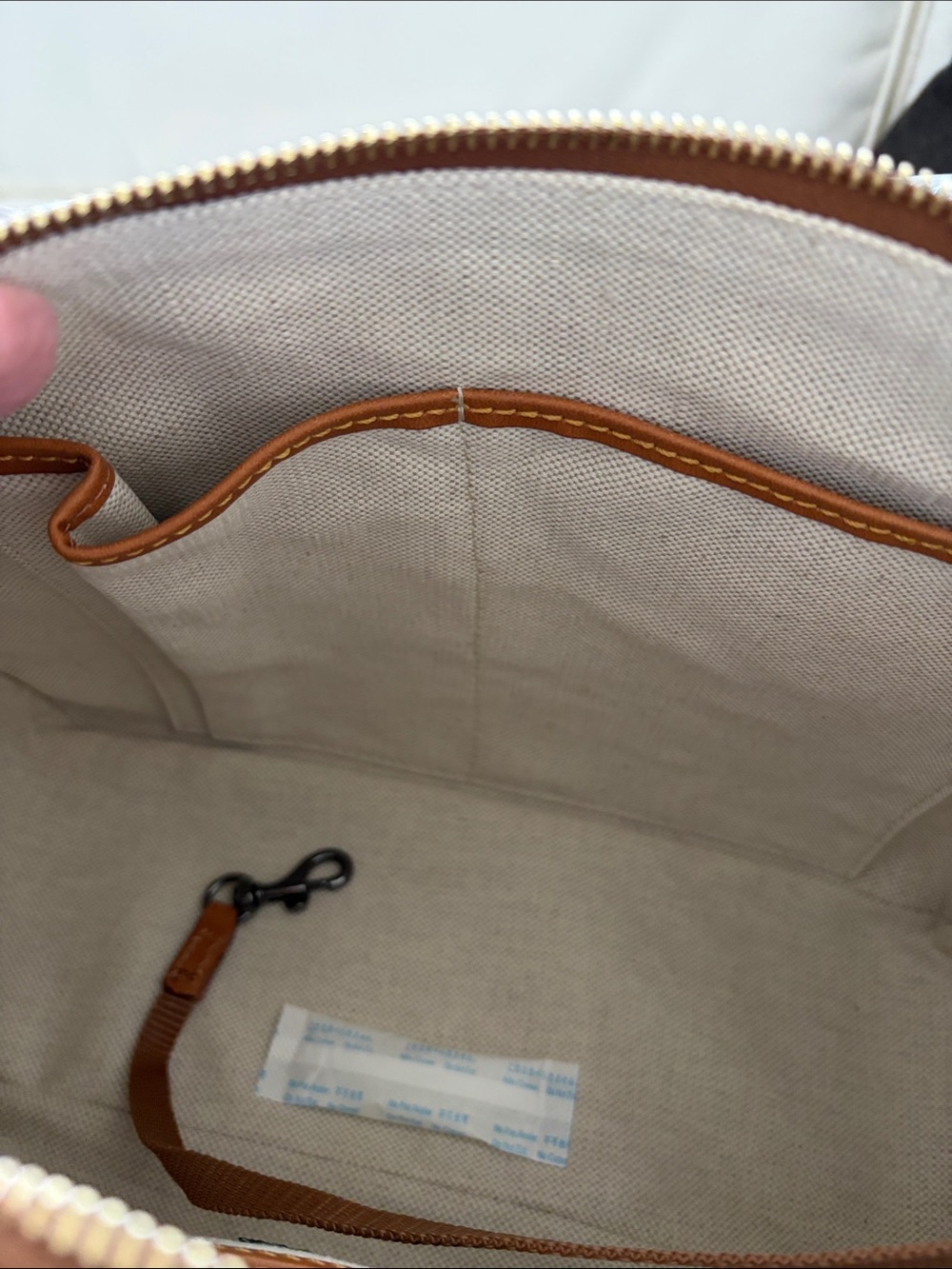 NWT - Dooney & Bourke Suede Large 12 x 9 x 4.5” Chloe - Picture 2 of 7